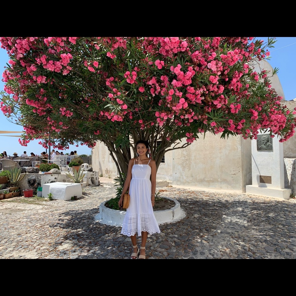 Meet your Posher, Gabriela